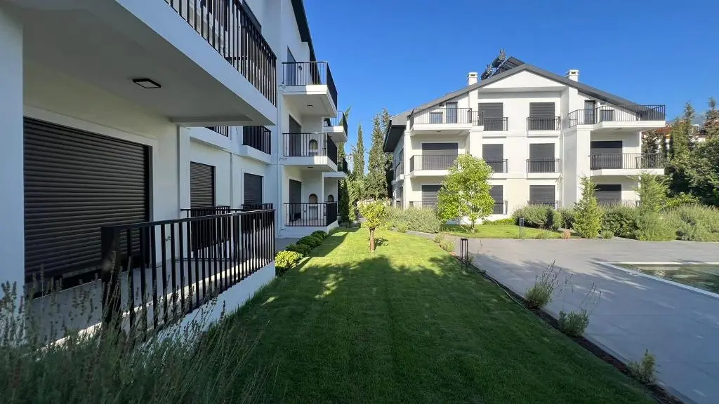 Property in Babatasi